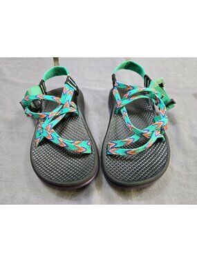 Chaco Girls Z/1 Classic Sandals Size 2 Adjustable Straps Vibram Sole